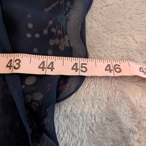 Nanette Lepore Women's 100% Silk Floral Navy Wrap Dress Size 2 Resort 2012 - Picture 10 of 11